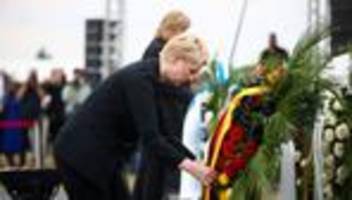 gedenktag: schwesig ruft am holocaust-gedenktag zu menschlichkeit auf