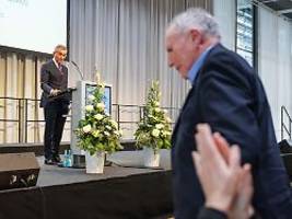 rede von michel friedman gestört: afd-mann sorgt für eklat bei holocaust-gedenkveranstaltung