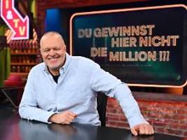 Erster Gast: Robert Habeck: Stefan Raab kommt mit DGHNDMBSR ins TV