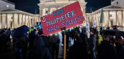 Demonstration gegen AfD in Berlin: Juso-Chef wirft CDU »katastrophalen Tabubruch« vor