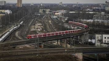 Neueröffnung der Station Diebsteich: Termin kurzfristig geplatzt