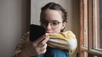 mediensucht-spezialist warnt - schlafstörungen und stress durch smartphone: so gefährlich ist digital burnout