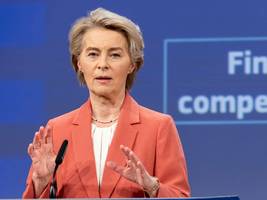 Ursula von der Leyen: Druck von allen Seiten