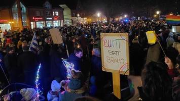 Demos gegen Rechts: Elmshorn und Wedel gehen auf die Straße