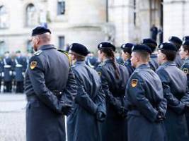 Das Schrumpfen der Truppe: Bundeswehr hat wieder weniger Soldaten