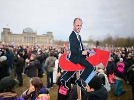 Trendbarometer zum AfD-Eklat: Zwei von drei Befragten halten Merz' Vorgehen für falsch