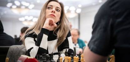 Schach: Frauen-Großmeisterin Dina Belenkaya gibt Tipps, wie man ein guter Spieler wird