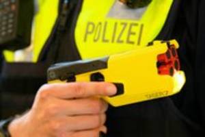 Taser bei der Berliner Polizei: Elektroschocker im Dauereinsatz