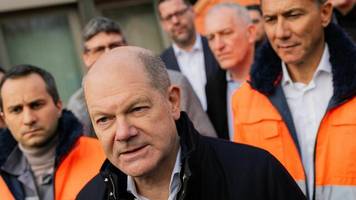 Kanzler bei Thyssenkrupp: Scholz schwört auf grünen Stahl