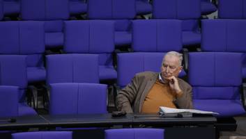 war dort jahrzehnte zu gast - ex-afd-chef gauland fliegt aus südtirol-hotel: „bringt unruhe ins haus“