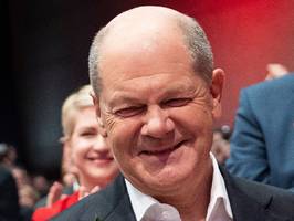 Kanzlerkandidatur: Wollte die SPD-Spitze Scholz zum Verzicht bewegen?