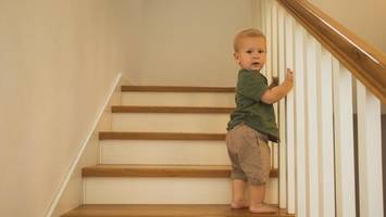 wie junge eltern ihre wohnung für kinder sicher machen sollten