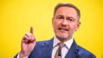 fdp-parteitag: christian lindner greift bei parteitag regierung und afd an