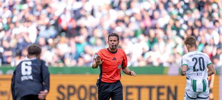 Rekordschiedsrichter Felix Brych beendet seine Karriere