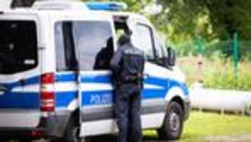155 verwaltungen befragt: studie: reichsbürger verursachen vielen kommunen Ärger