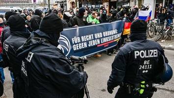 erneut rechtsradikale demonstration durch friedrichshain