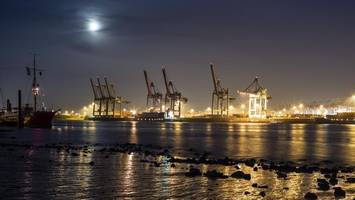 vollmond in aussicht: aber wie klar wird der himmel über hamburg?