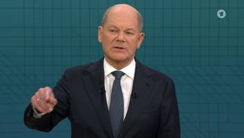 Faktencheck zum TV-Duell - Von wegen 70 Prozent mehr! Hier kommt Scholz' ungeschönte Abschiebe-Bilanz