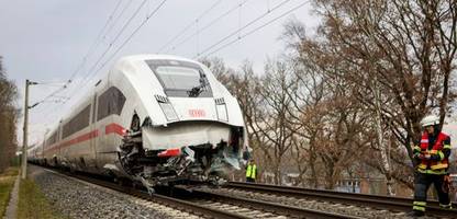 ICE-Unfall in Hamburg: Ein Lkw mit 19 Tonnen Ladung – und ein ICE mit mehr als 100 km/h