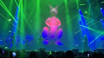 „pink floyd“ in hamburg – diese süße erinnerung an räucherstäbchen