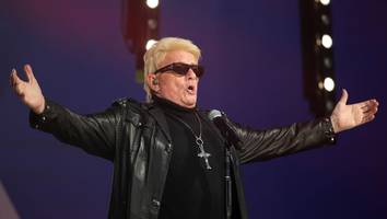 „das ist sehr traurig“ - schlager-star heino will "deutschlandlied" singen - und formuliert einen wunsch