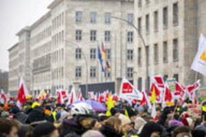 Streik bei BSR, Vivantes, Charité & Co.: Geräumt wird trotzdem