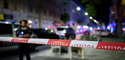 kärnten: syrer tötet 14-jährigen bei messerangriff - vier verletzte