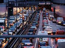 stau, streik, schneesturm: pendeln sie? welche regeln sie dann kennen sollten