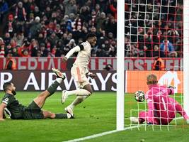 bayern in der einzelkritik: sané kurbelt an, davies ist der retter
