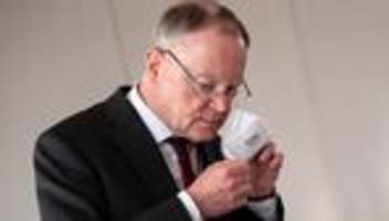 covid-19: weil bedauert härten in corona-pandemie