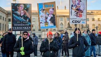 Demonstrationen gegen rechts: „Links ist doch nicht die Mitte!“