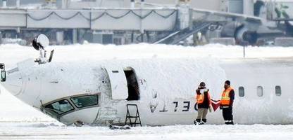 Kanada: Flugzeug landet kopfüber – Aufnahmen zeigen Moment der Landung