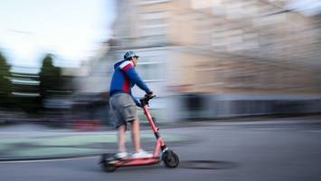 Neue Regeln: Jetzt greift Hamburg bei E-Scootern und E-Bikes durch