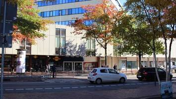 nächste premiere in harburg: sonntagsverkauf bei karstadt