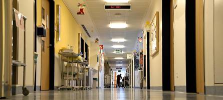 „zu 100 prozent belegt“: infektwelle belastet augsburger kinderkliniken