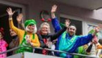 fastnacht und karneval: was narren so alles rufen