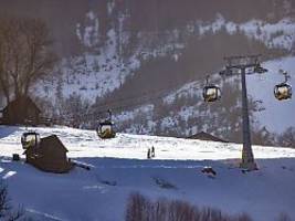 einiges an alkohol konsumiert: deutscher urlauber stirbt nach rodelunfall in Österreich