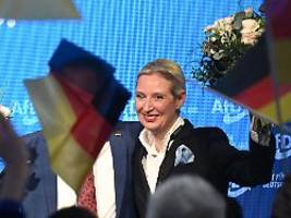 Hand immer ausgestreckt: Weidel bietet AfD für Koalition an und warnt vor Neuwahlen