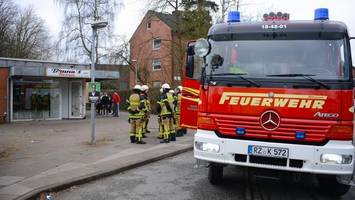 wentorf: decke stürzt ein – großeinsatz