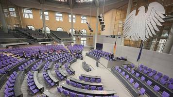 Neues Wahlrecht : Wer jetzt trotz Direktmandat nicht im Bundestag sitzt