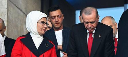 mesut Özil soll erdoğan zur wiederwahl verhelfen