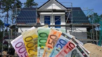 kredit-zinsen aktuell: immobilien-ranking zeigt städte mit top-renditen