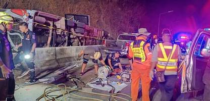 Thailand: Mindestens 18 Tote bei Reisebus-Unfall