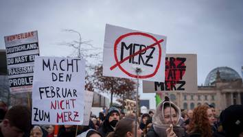 Anfrage im Bundestag - Union stellt über 500 Fragen zu „Demos gegen Rechts“ - Grüne und Linke schockiert