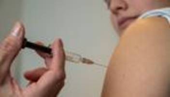 impfung gegen krebs: mehr kinder und jugendliche bekommen hpv-impfungen