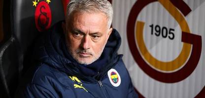 José Mourinho nach Rundumschlag im Istanbul-Derby für vier Spiele gesperrt