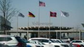 volkswagen: vw kündigt umfassenden notfallplan wegen us-zöllen an