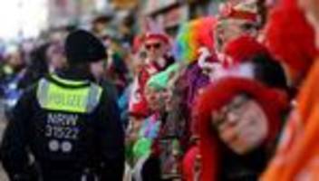 vorläufige einsatzbilanz: ministerium: nrw-polizei hatte rosenmontag weniger zu tun