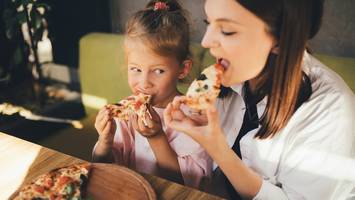 Gegen das Altern der Zellen - Mit der Drei-Viertel-Regel essen Sie sich jung