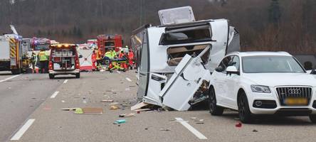 Geisterfahrer-Unfall auf der Autobahn A6 fordert zwei Todesopfer